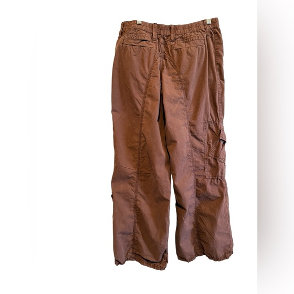 BDG Brown Y2K Cargo Pants Size Large - Picture 3 of 9